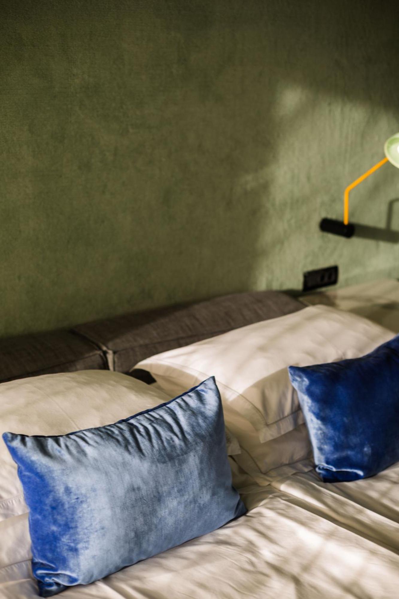 Winery & Design Hotel Roxanich Motovun Room photo